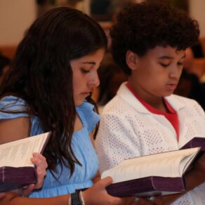 kids holding Bibles